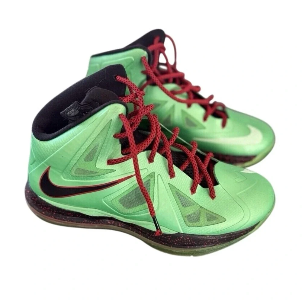Nike Lebron Youth‎ Size 6.5 High Cutting Jade 10 Christmas